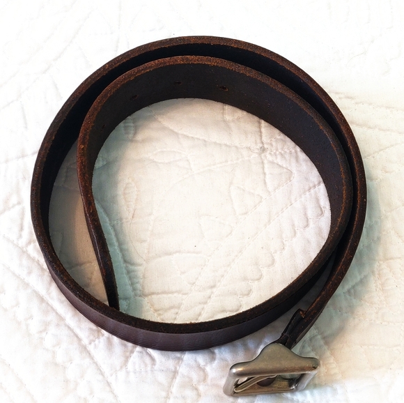 Club Monaco leather belt. - Picture 2 of 10